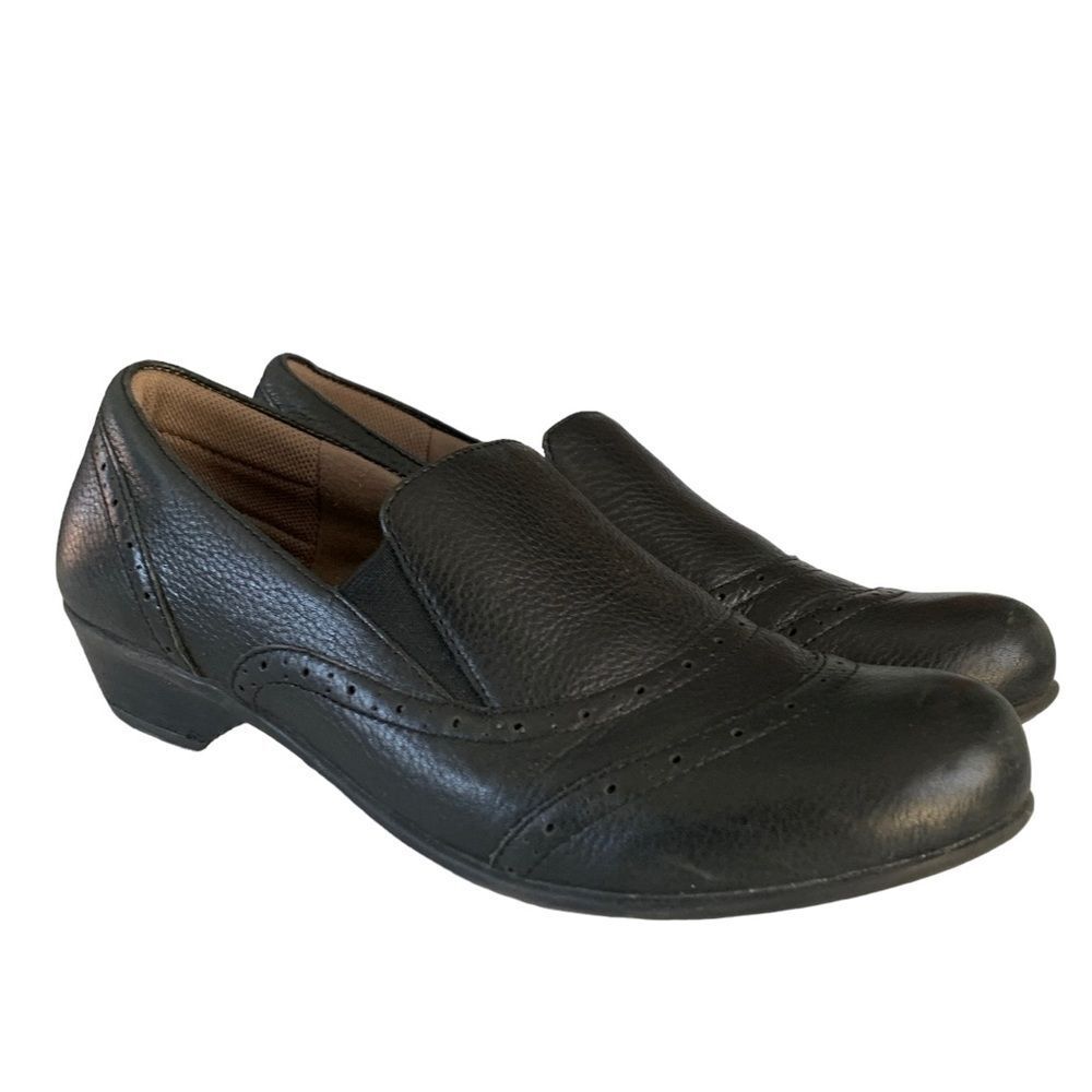 Comfortiva 8 Black Leather Slip on shoes- Women’s Pillowtop Memory Foam comfort